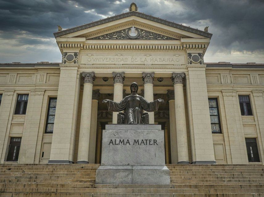 Vista frontal de la Universidad de La Habana.&nbsp;