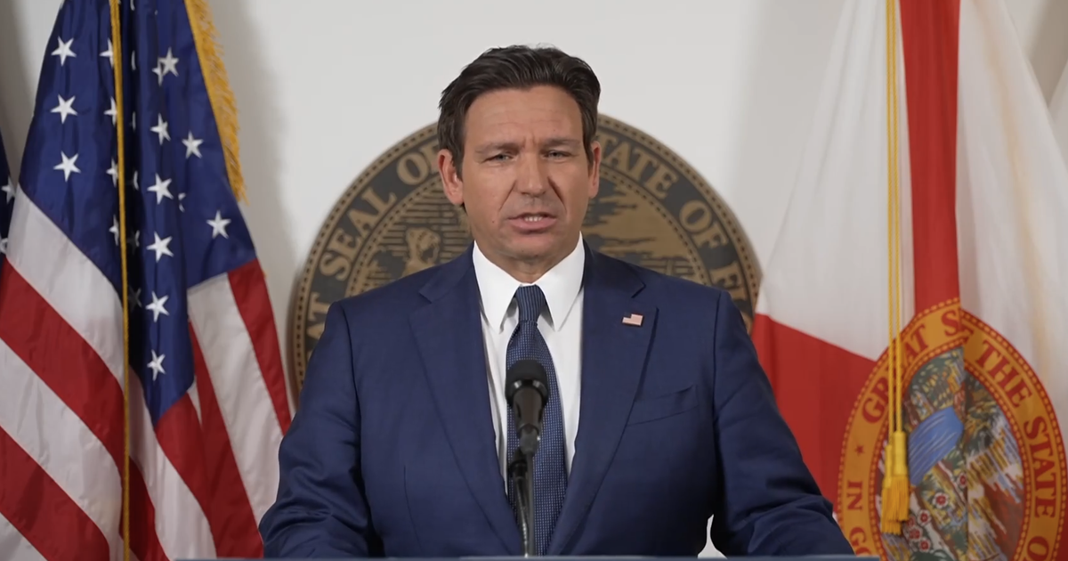 DeSantis insta a Tallahassee abordar altos costos del seguro de propietario en Florida