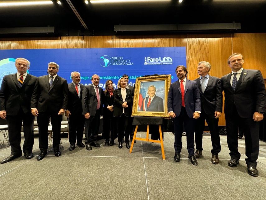Expresidentes de Latinoamérica asistieron a cumbre internacional en Chile en homenaje al Expresidente Piñera,