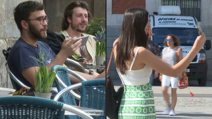 Los consumidores europeos gastan anualmente unos 2.400 millones de euros (unos 2.800 millones de dólares) en cargadores individuales.