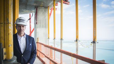 Jerome Hollo, vicepresidente de Florida East Coast Realty, durante la entrevista con DIARIO LAS AMÉRICAS.