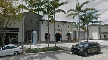 Vista de una tienda Toys R Us ubicada en el&nbsp;3401 North Miami Ave, en Miami.