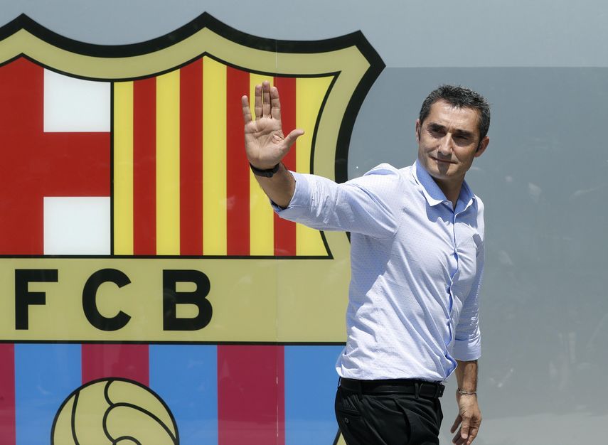 En el verano de 2017, Valverde firmó un contrato con el Barça por dos temporadas -hasta junio de 2019- con uno más opcional, que se hace efectivo si ninguna de las dos partes lo denuncia antes de principios de mayo.
