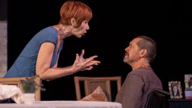 Puesta en escena de Eter,&nbsp;obra de Mirian Pabón Catalá, dirigida por Julio Ramos.