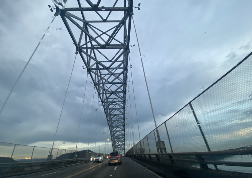 Panamá mantiene su condición de puente de las Américas.