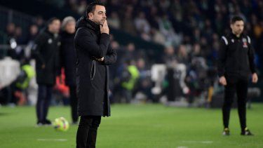 El director técnico del Barcelona, Xavi Hernández, durante el encuentro de su equipo con el Real Betis el 1 de febrero de 2023.