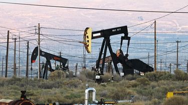 Pozos de petróleo en el condado Kern, en California.