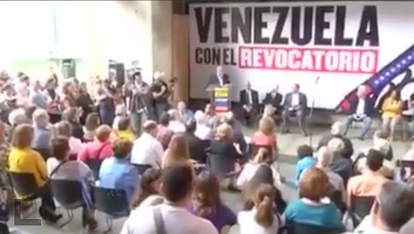 Las palabras del escritor Leonardo Padrón aún retumban entre los venezolanos gracias a las redes sociales.