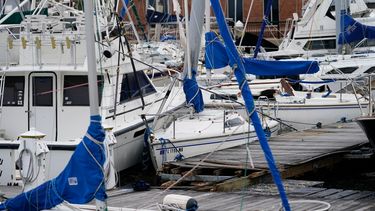 Esta fotograf&iacute;a del jueves 17 de septiembre de 2020 muestra diversas embarcaciones da&ntilde;adas en una marina en Pensacola, Florida, tras el paso del hurac&aacute;n Sally.