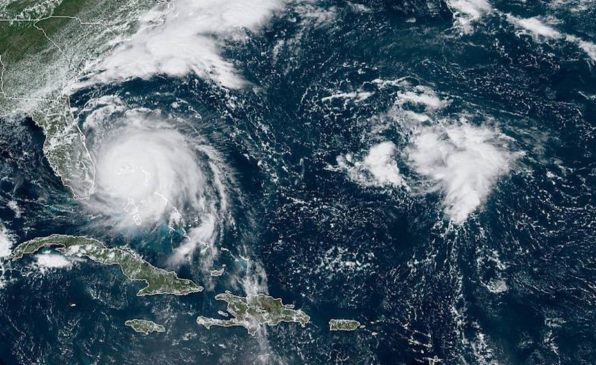 Esta imagen satelital tomada el lunes 2 de septiembre de 2019 y proporcionada por la Oficina Nacional de Administración Oceánica y Atmosférica (NOAA por sus siglas en inglés) muestra al huracán Dorian sobre las Bahamas.&nbsp;&nbsp;