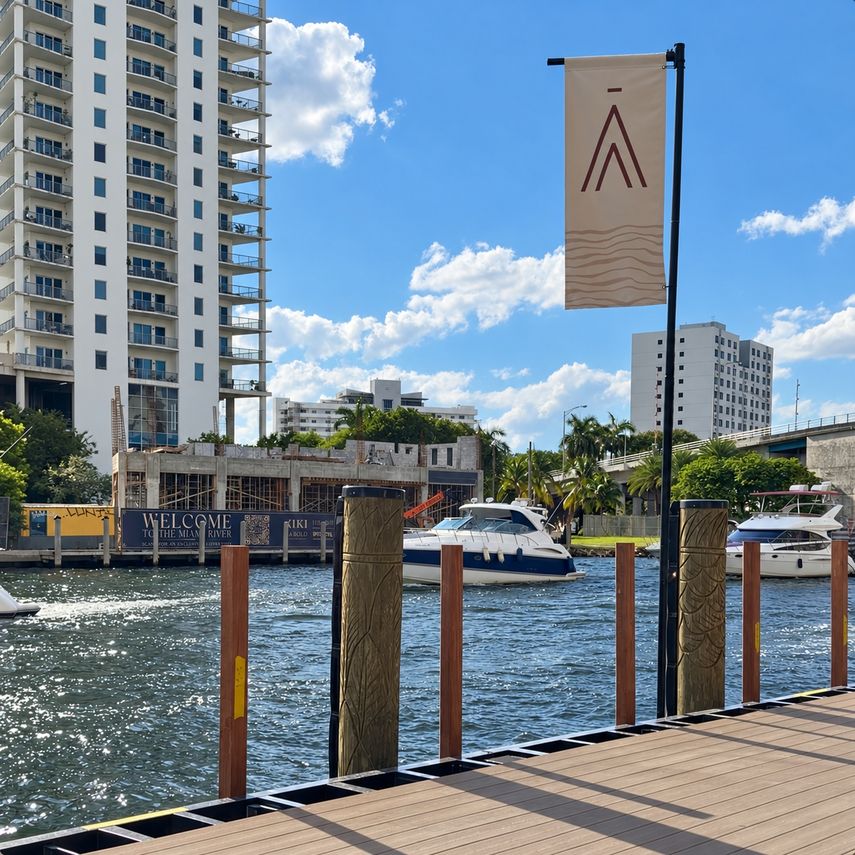 Una de las vistas del Río Miami desde Casa NEOS.