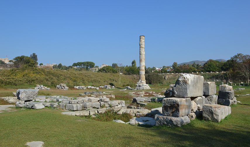 Desafortunadamente, esto es lo que queda del Templo de Artemisa, una de las siete maravillas del antiguo mundo.