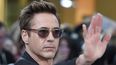 Robert Downey Jr. posa para la prensa durante el prestreno en Londres de Avengers: Age of Ultron. (EFE). 
