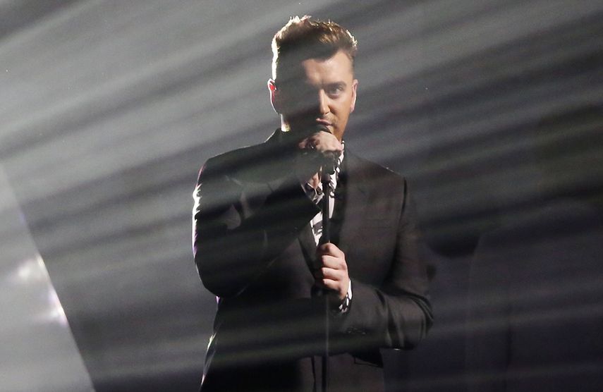 El cantante británico Sam Smith interpretó su gran éxito Stay With Me. (AP).
