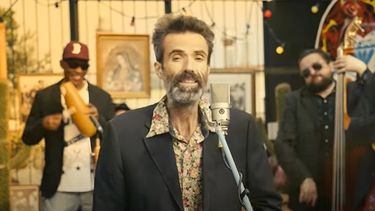 Pa&uacute; Don&eacute;s, l&iacute;der de Jarabe de Palo.