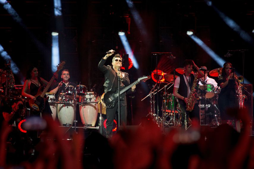 &nbsp;El cantante Alejandro Sanz durante el concierto.