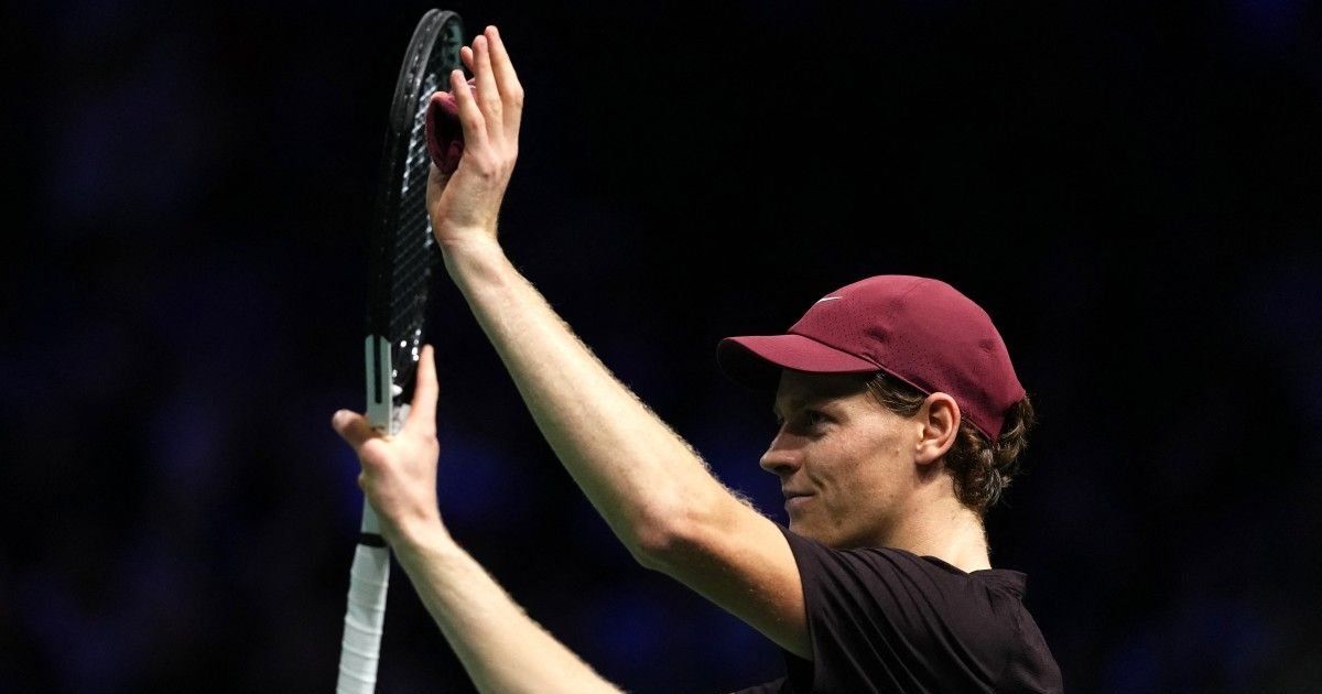 Sinner con via libre en el Masters de París consigue el primer triunfo