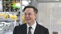 El director general de Tesla Elon Musk en la inauguración de una fábrica de Tesla en Gruenheide, Alemania.  