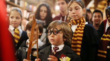 Harry Potter celebra su 20 aniversario retando a disfrazarse.