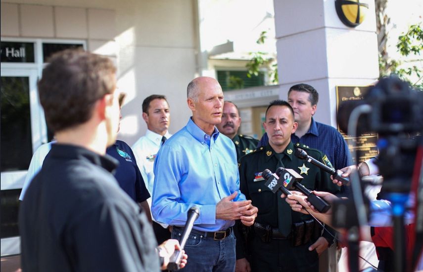 Scott, que este lunes conversó sobre estos preparativos con el presidente de EEUU, Donald Trump, ordenó a la Guardia Nacional de Florida que apoye en tareas de planeamiento, logística y operaciones de los preparativos para el potencial impacto de Irma.