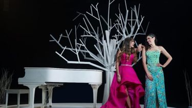 El dúo musical Ha*Ash.