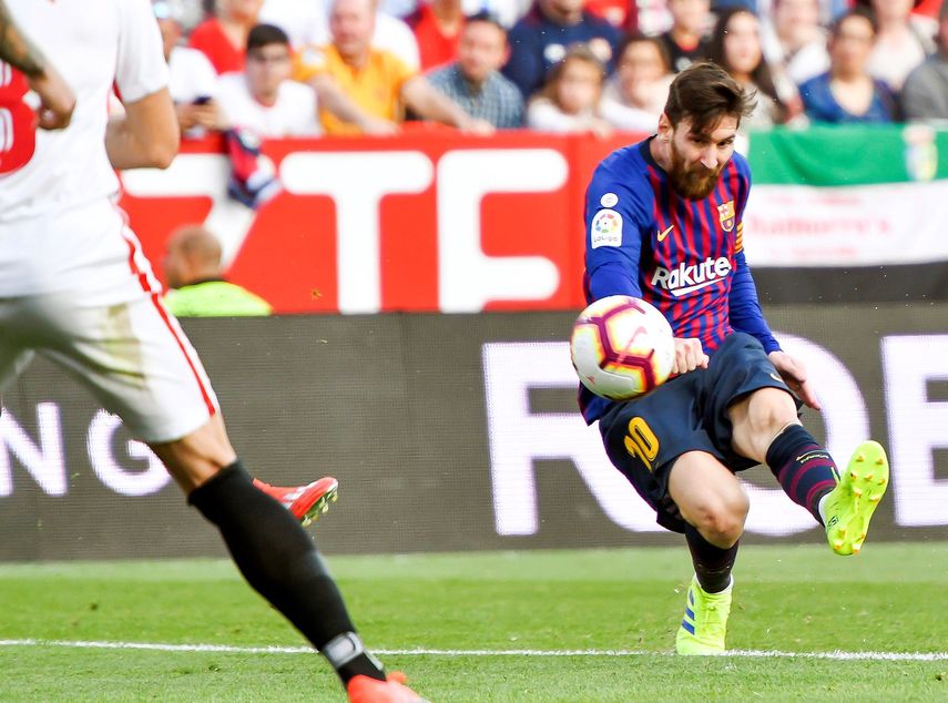 Para Messi, todo es importante en el final de campaña que ya se encara, en el que no está dispuesto a tirar ninguna competición, de modo que anunció el partido de Copa del miércoles contra el Real Madrid será duro y que su equipo irá a intentar ganar, como siempre.