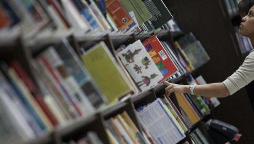 la escuela está diseñada para acoger a estudiantes con problemas emocionales y de conducta.