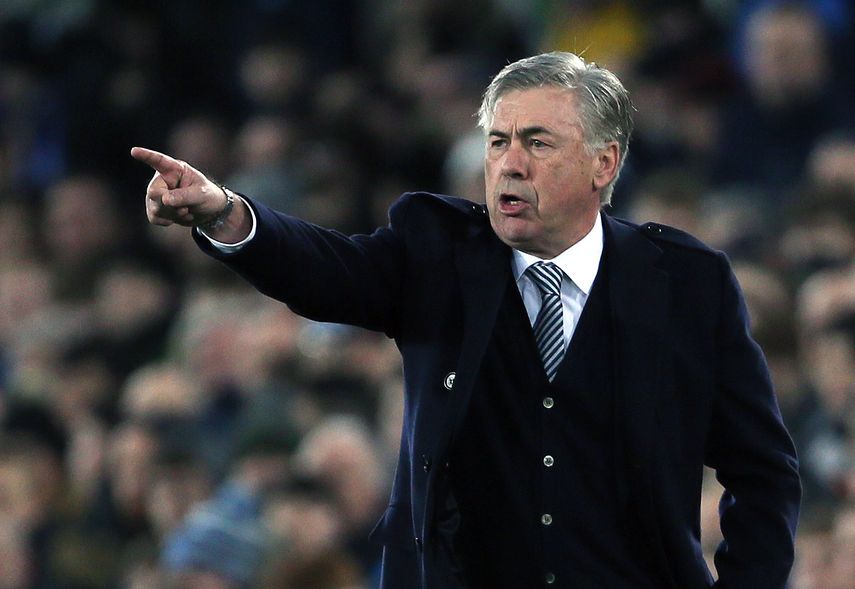 Carlos Ancelotti, t&eacute;cnico italiano que actualmente dirige el Everton, en la Premier League, tuvo a sus &oacute;rdenes a Zidane en la Juventus. Tambi&eacute;n ha dirigido clubes como Real Madrid, Chelsea y Milan.
