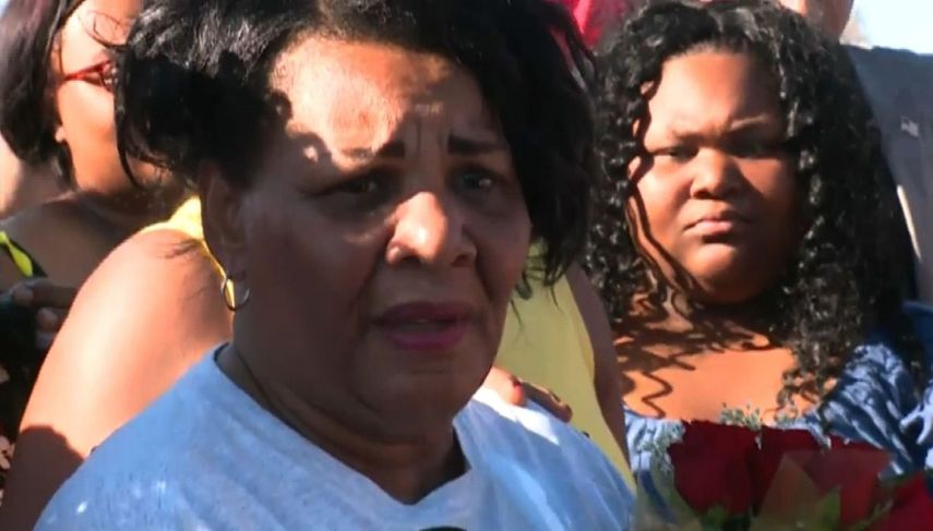 Poco después de ser liberada, Alice Marie Johnson llamó a Kim Kardashian para agradecerle su campaña a favor de su libertad.