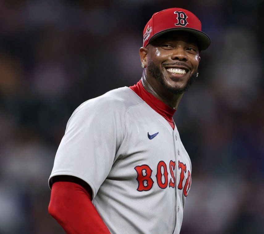 El cubano Aroldis Chapman ahora brilla con su recta en Boston 