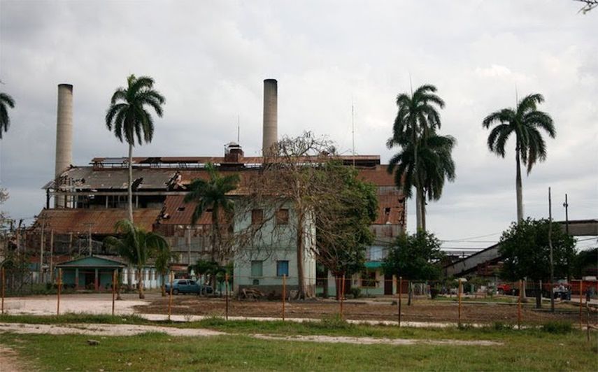 Lo que queda del central Francisco, hoy Amancio, en Las Tunas.