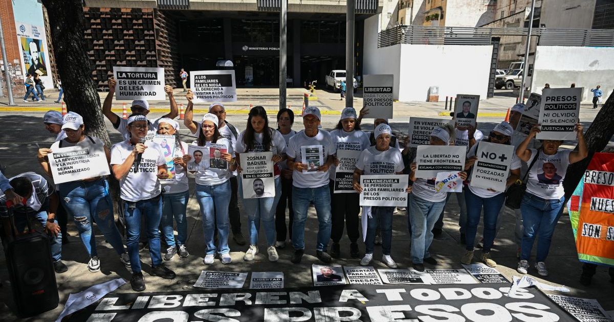 Familiares de “presos políticos” en Venezuela piden investigar torturas y desapariciones