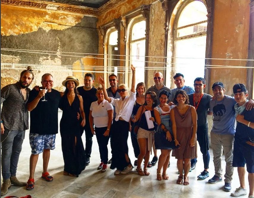 Equipo de People en español (INSTAGRAM: armandocorrea)