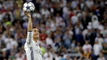 Cristiano se convirtió en el primer jugador en anotar 100 goles en la Liga de Campeones.&nbsp;