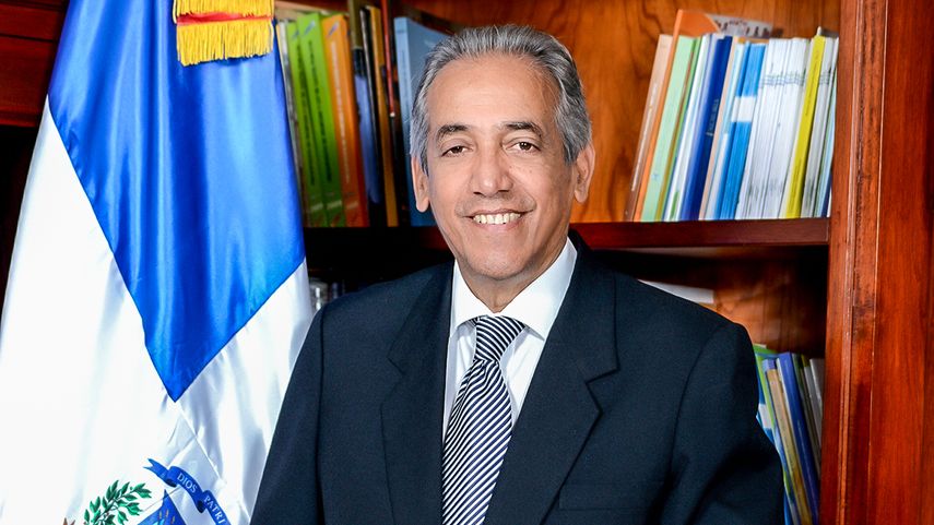 El cónsul de República Dominicana en Miami, Jacobo Fernández.