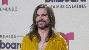 Juanes llega a los Premios Billboard de la Música Latina el jueves 23 de septiembre de 2021 en el Watsco Center en Coral Gables, Florida. Un concierto del colombiano en Nueva York tuvo que ser suspendido.