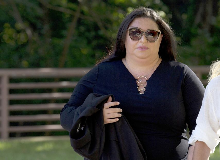 Fotograf&iacute;a del&nbsp;16 de julio del 2019&nbsp;de Lee Elbaz entrando a una corte federal para la selecci&oacute;n del jurado de su juicio en Greenbelt, Maryland.