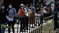 Educadoras hacen fila para que les pongan la vacuna de CanSino contra el COVID-19 en el Instituto Politécnico Nacional en la Ciudad de México, el martes 18 de mayo de 2021 Educadoras hacen fila para que les pongan la vacuna de CanSino contra el COVID-19 en el Instituto Politécnico Nacional en la Ciudad de México, el martes 18 de mayo de 2021