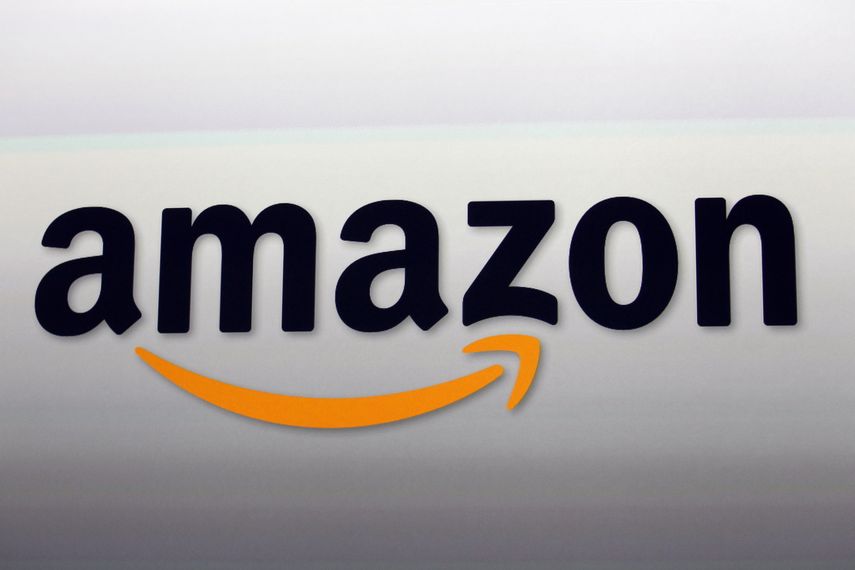 En esta imagen de archivo del 6 de septiembre de 2012, el logotipo de Amazon fotografiado en Santa Monica, California. 