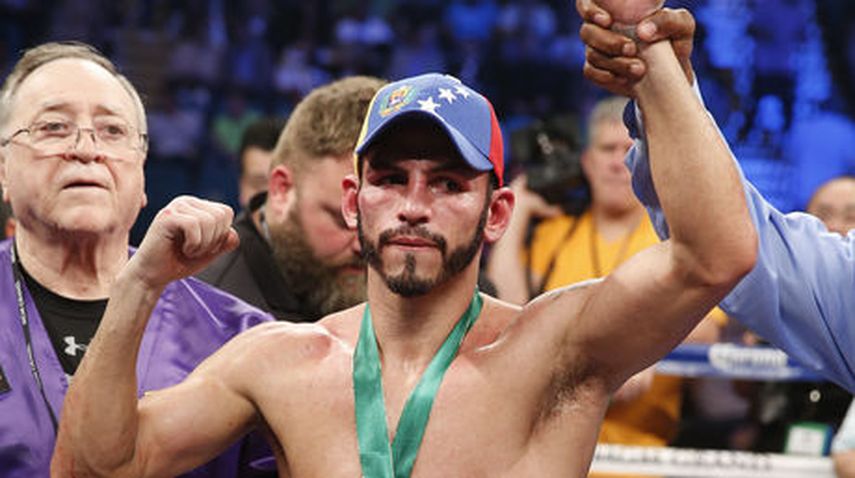Linares deberá esperar al menos hasta septiembre para defender su corona. (EFE)