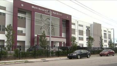 Fachada del&nbsp;Miami Norland High School. (LOCAL 10)&nbsp;