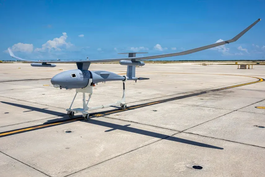 Vehículo aéreo no tripulado utilizado para misiones de inteligencia, vigilancia y reconocimiento durante un ejercicio de Experimentación de la Flota (FLEX 2026) del Comando de las Fuerzas Navales de los Estados Unidos que se realiza en Cayo Hueso.