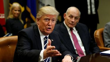 Las palabras de Trump se interpretan en Washington como un desafío a su jefe de gabinete,&nbsp;John Kelly.