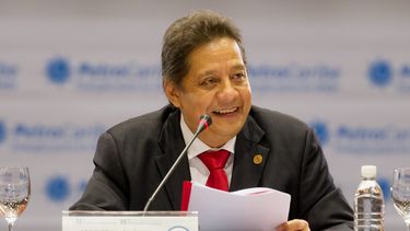 El presidente de Citgo es primo del fallecido presidente venezolano Hugo Chávez, que fue elegido diputado del Parlamento venezolano en 2015 y se desempeñó también como viceministro de Petróleo.