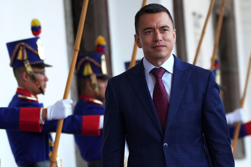 El presidente electo de Ecuador, Daniel Noboa, llega al palacio de gobierno para reunirse con el presidente Guillermo Lasso para iniciar el proceso de transición en Quito, Ecuador, el martes 17 de octubre de 2023.
