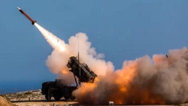 El Sistema de Defensa Aérea Patriot, capaz de derribar misiles crucero, misiles balísticos de corto alcance y aviones.&nbsp;