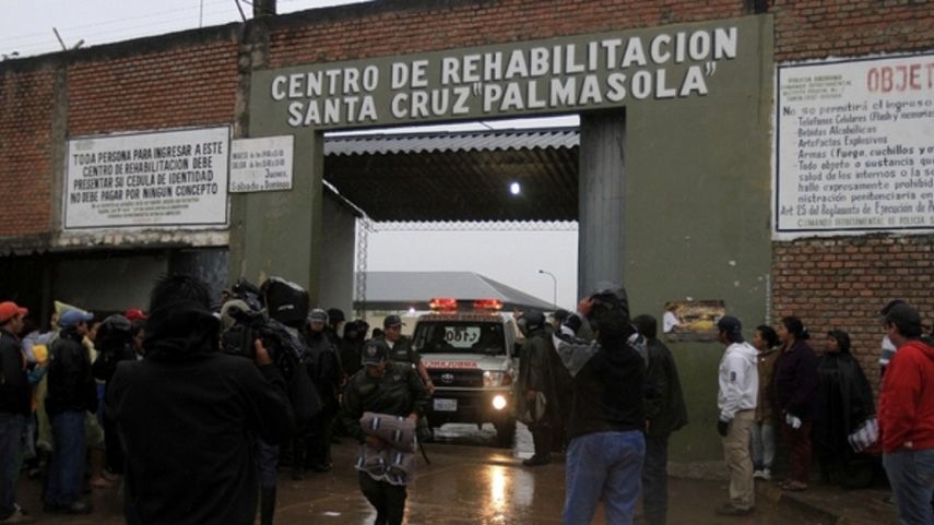 El Centro de Rehabilitación de Palmasola, en Santa Cruz de la Sierra, también&nbsp;conocido como pueblo prisión, es el penal más peligroso de Bolivia.