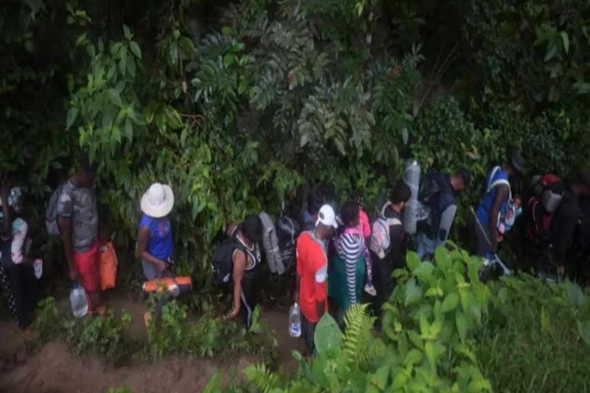 La llegada de migrantes irregulares a Panamá a través de la peligrosa&nbsp;selva del Darién, la frontera natural con Colombia,&nbsp;ha disminuido considerablemente