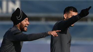 Neymar durante los entrenamientos del PSG