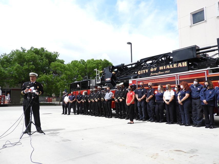 Bomberos de Hialeah.